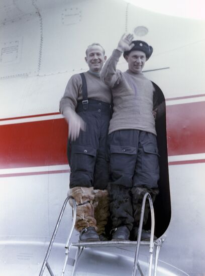 Cosmonauts Alexei Leonov and Pavel Belyaev