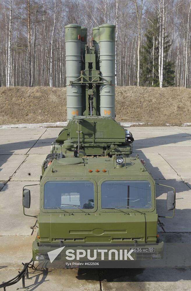 S-400 Triumph anti-aircraft missile complex (AAMC)