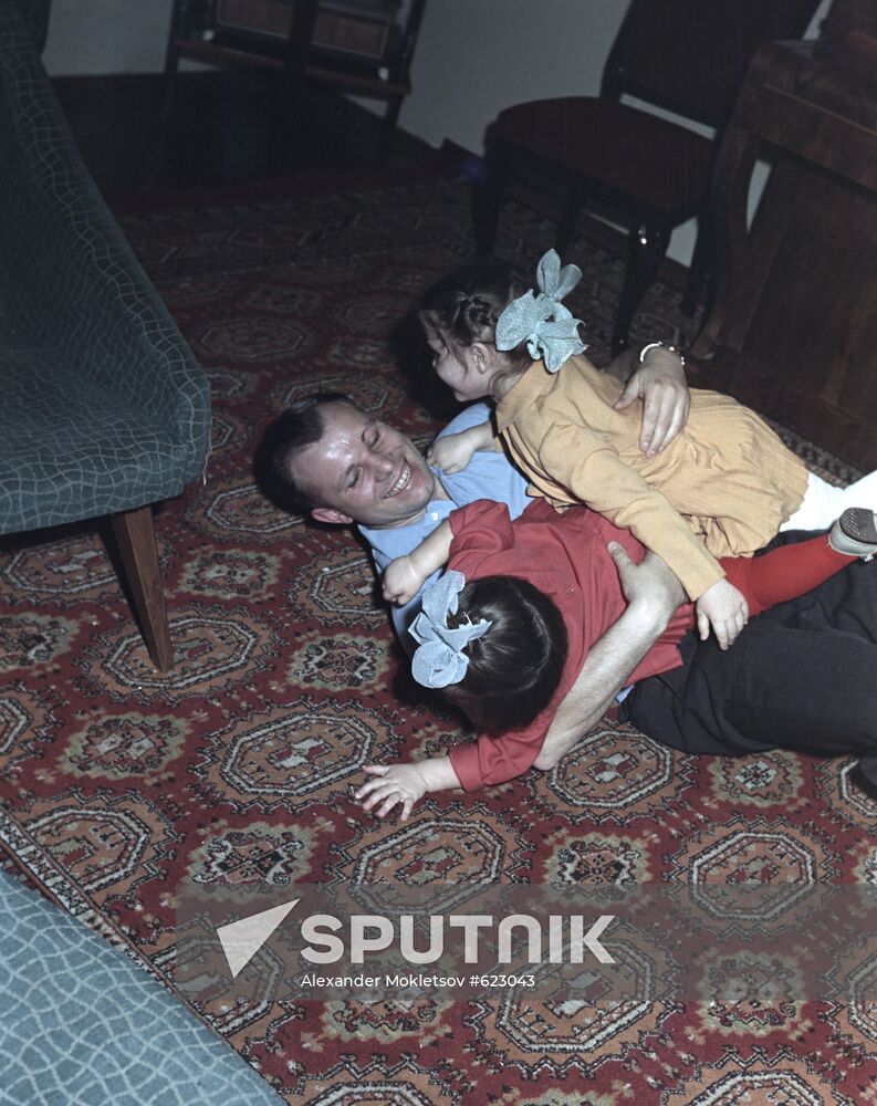 Yuri Gagarin with his Daughters