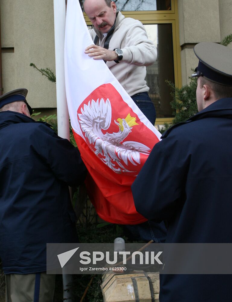 Polish Consulate General in Kaliningrad mourns crash victims