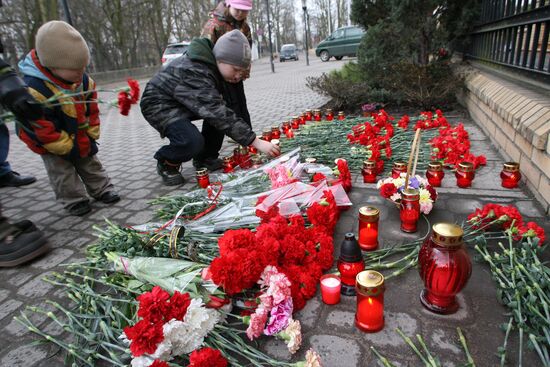 Polish Consulate General in Kaliningrad mourns crash victims