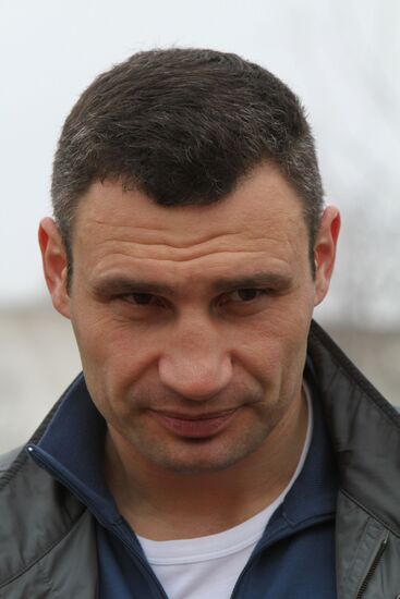 Vitali Klitschko participates in planting trees