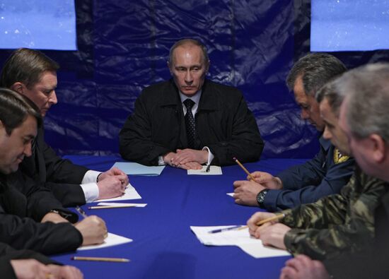 Vladimir Putin chairs meeting at Severny airport near Smolensk