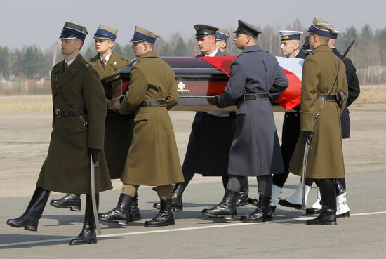 Paying last respects to Polish president in Smolensk