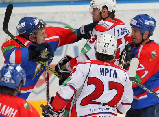 Kontinental Hockey League. MVD vs. Lokomotiv