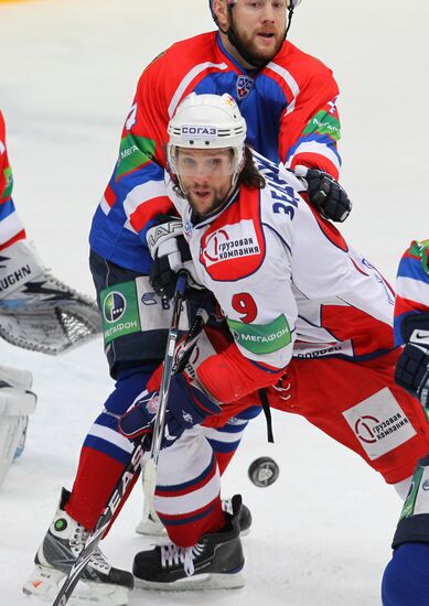 Kontinental Hockey League. MVD vs. Lokomotiv