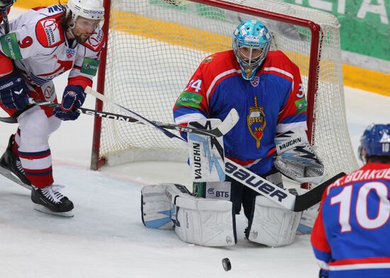 Kontinental Hockey League. MVD vs. Lokomotiv