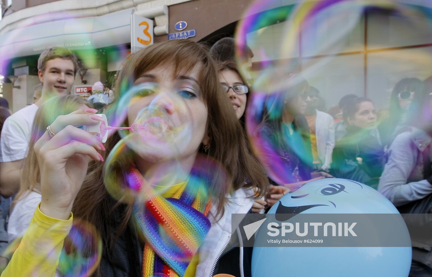Soap Bubble Festival in Stary Arbat, Moscow