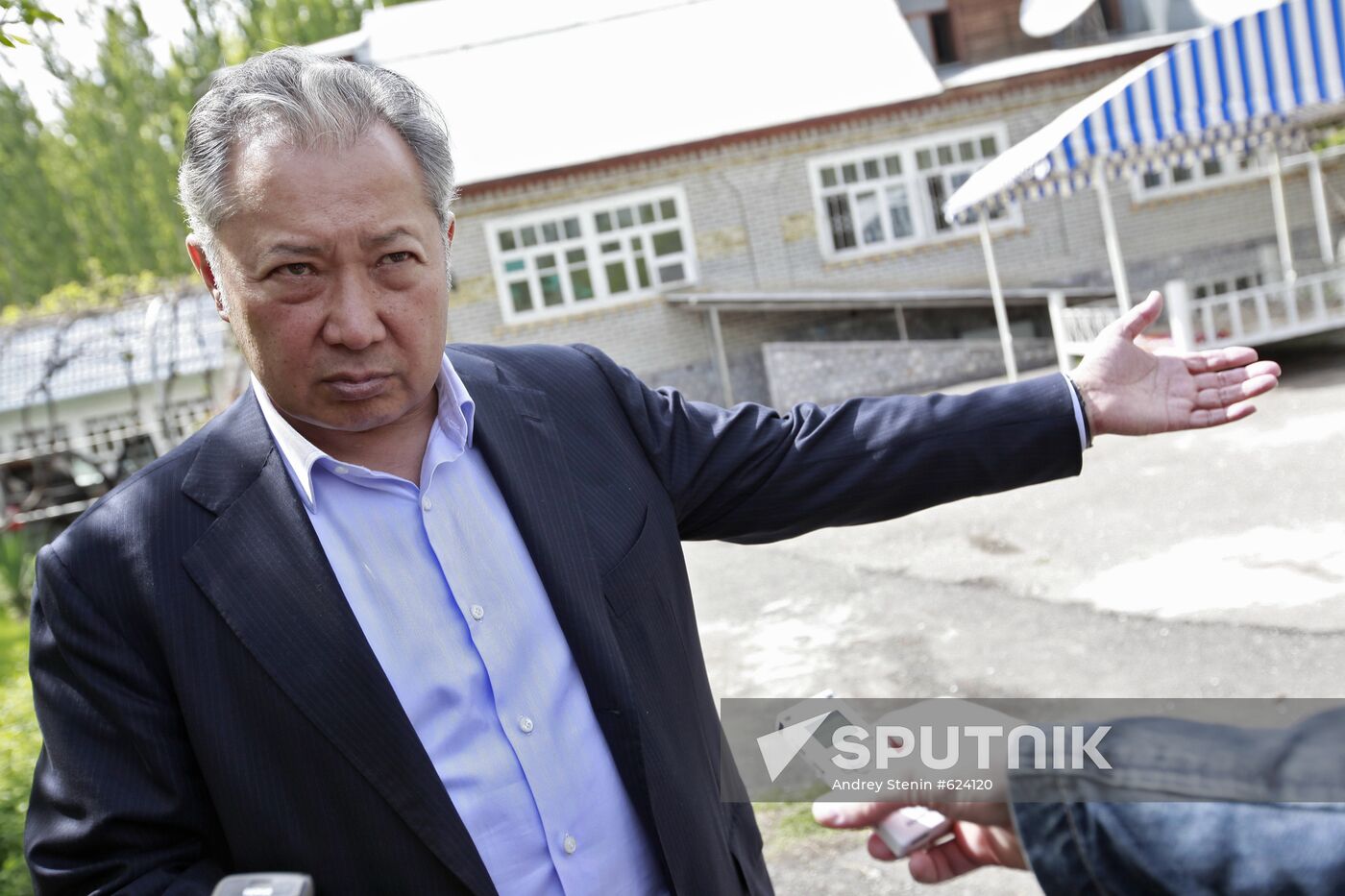 Kurmanbek Bakiyev gives interview