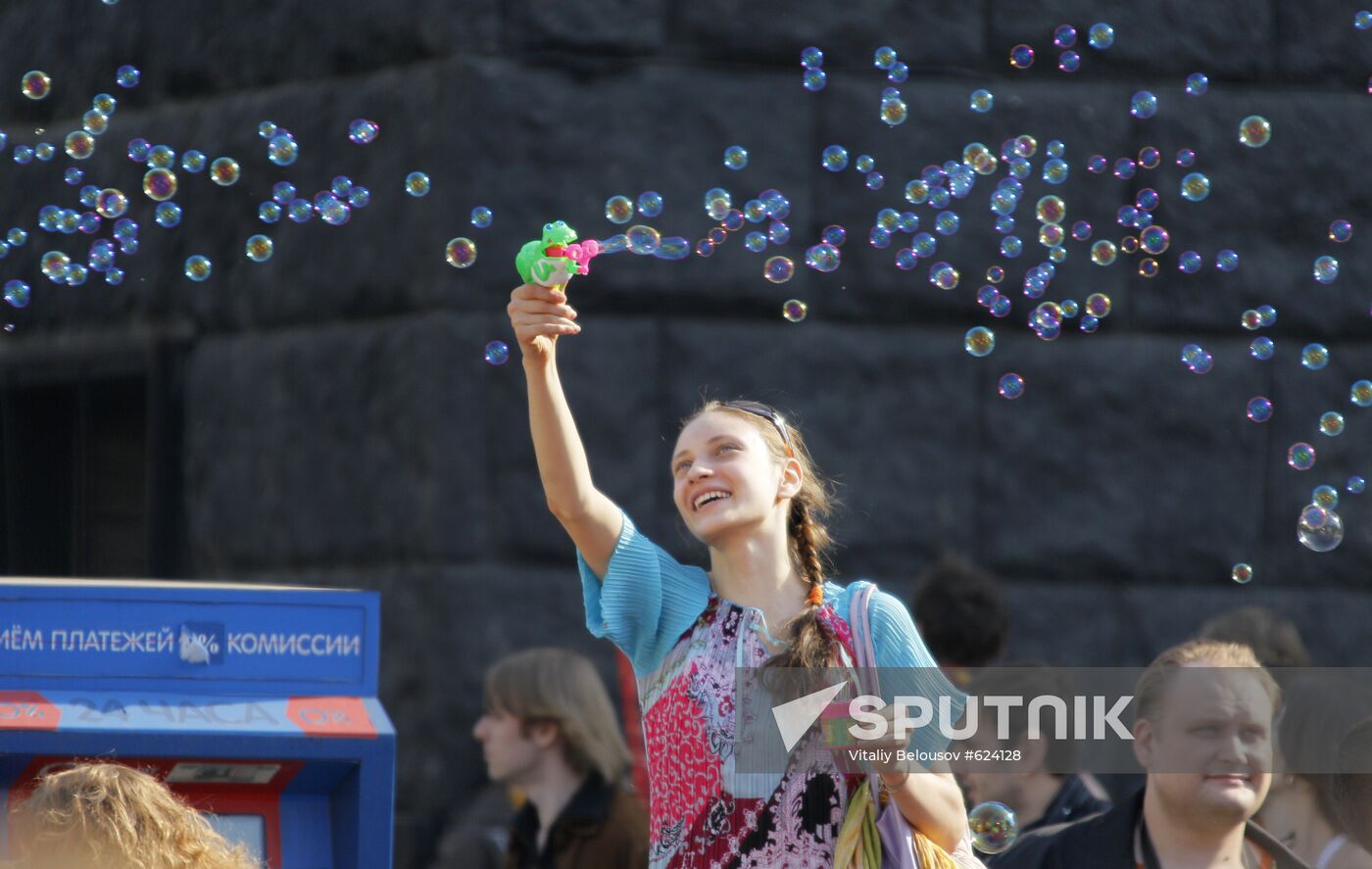 Soap Bubble Festival in Stary Arbat, Moscow