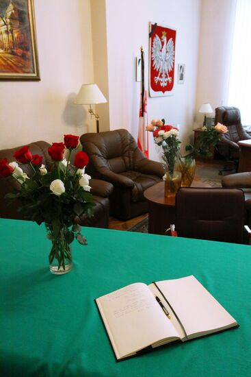 Mourning at Polish Consulate General in Irkutsk