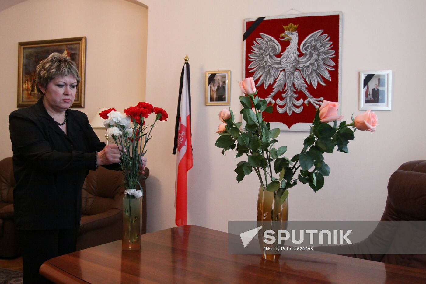 Mourning at Polish Consulate General in Irkutsk