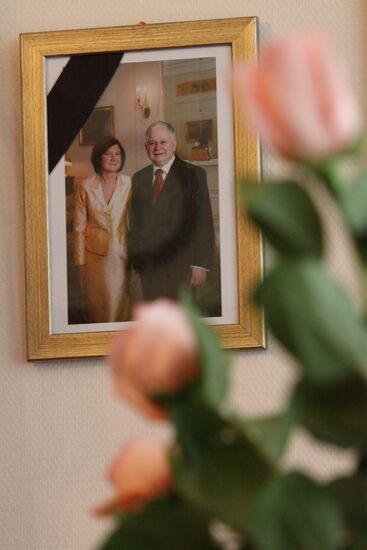 Mourning at Polish Consulate General in Irkutsk