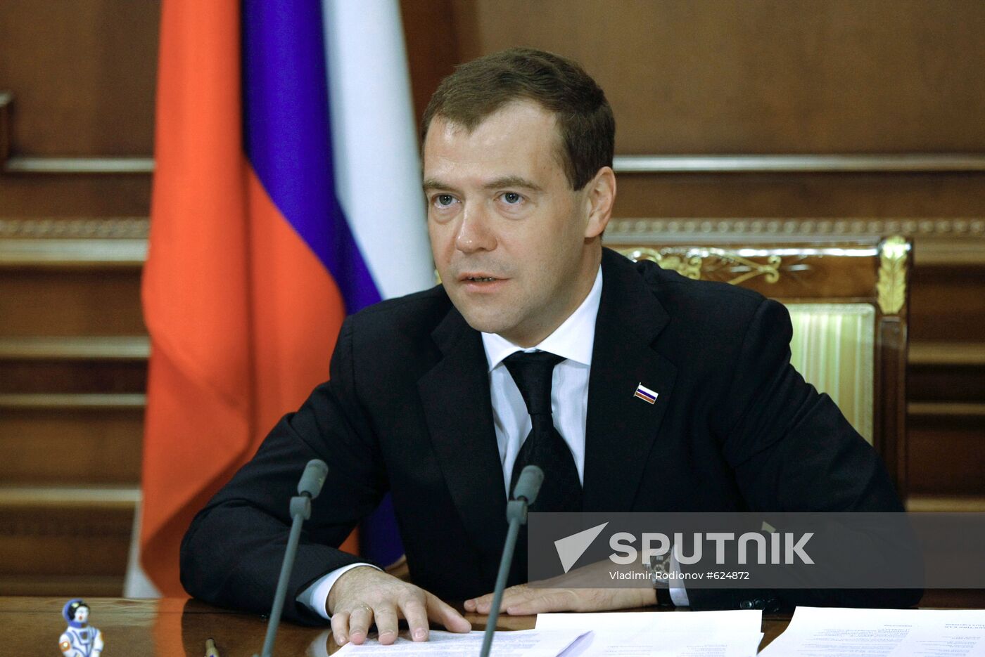 Dmitry Medvedev meets with space industry executives