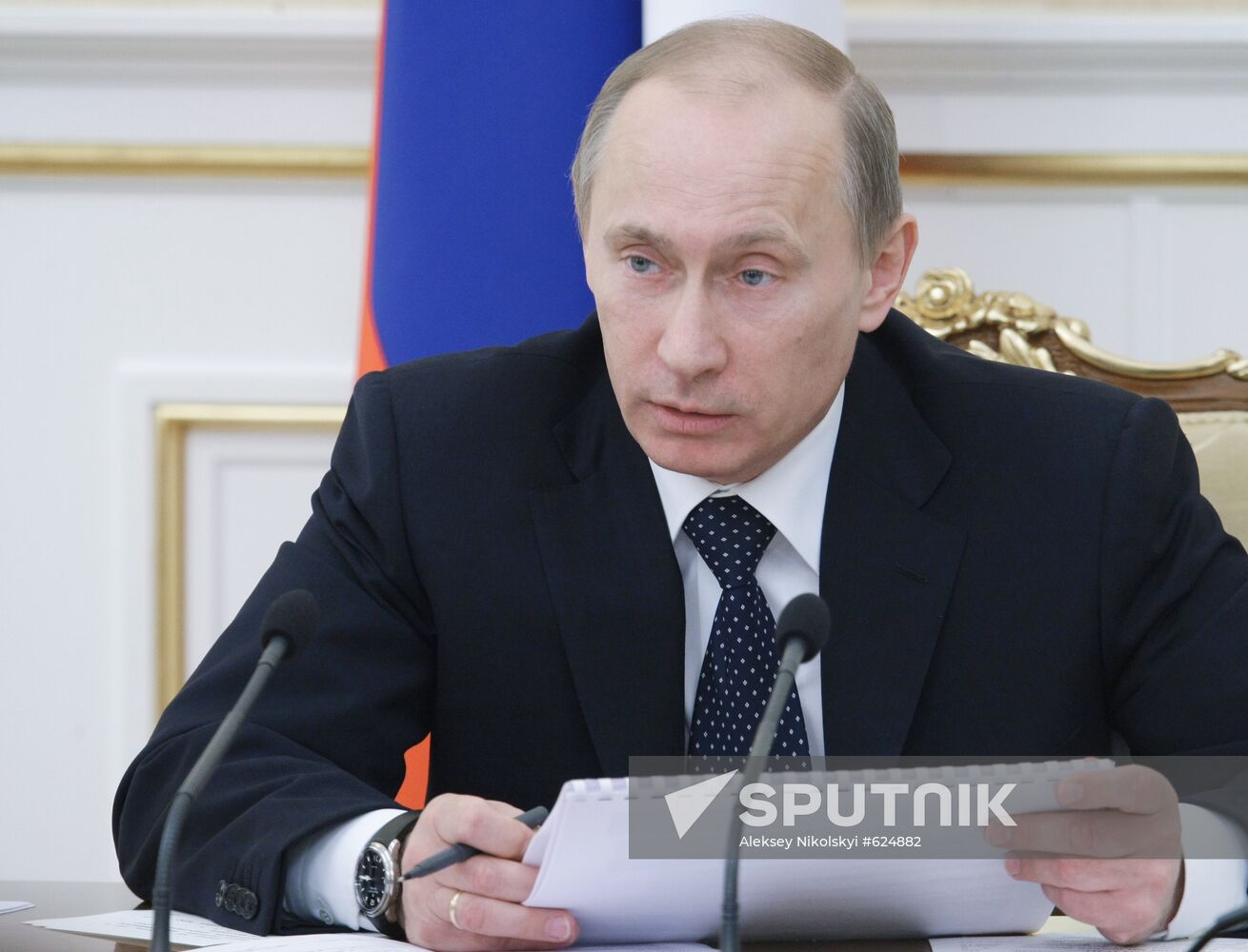 Vladimir Putin conducts Government presidium meeting