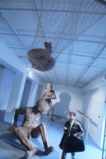 Andrey Kuzkin's exhibition "Levitation Heroes"
