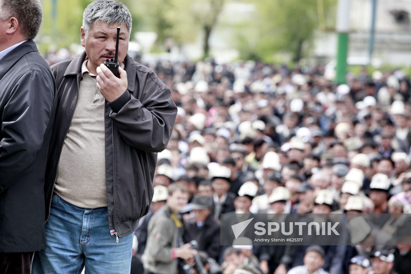 Rally of Kurmanbek Bakiyev's supporters