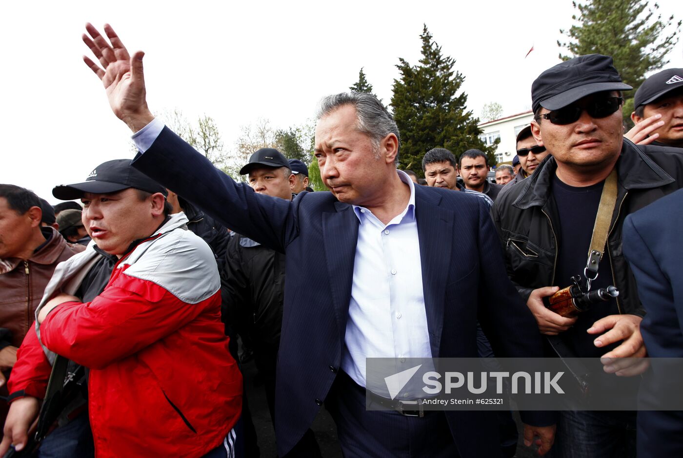 Kurmanbek Bakiyev attends rally of his supporters