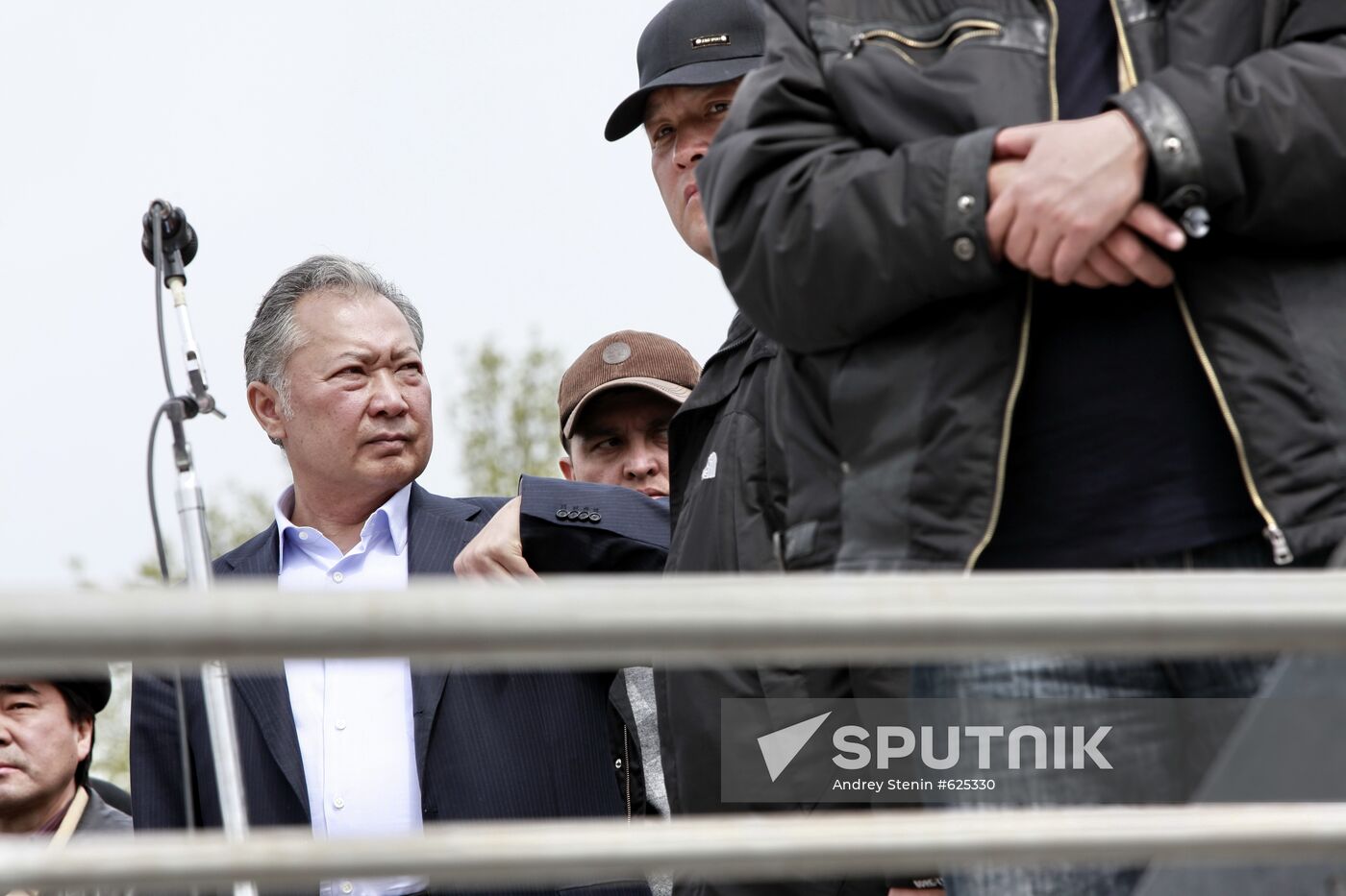 Kurmanbek Bakiyev attends rally of his supporters