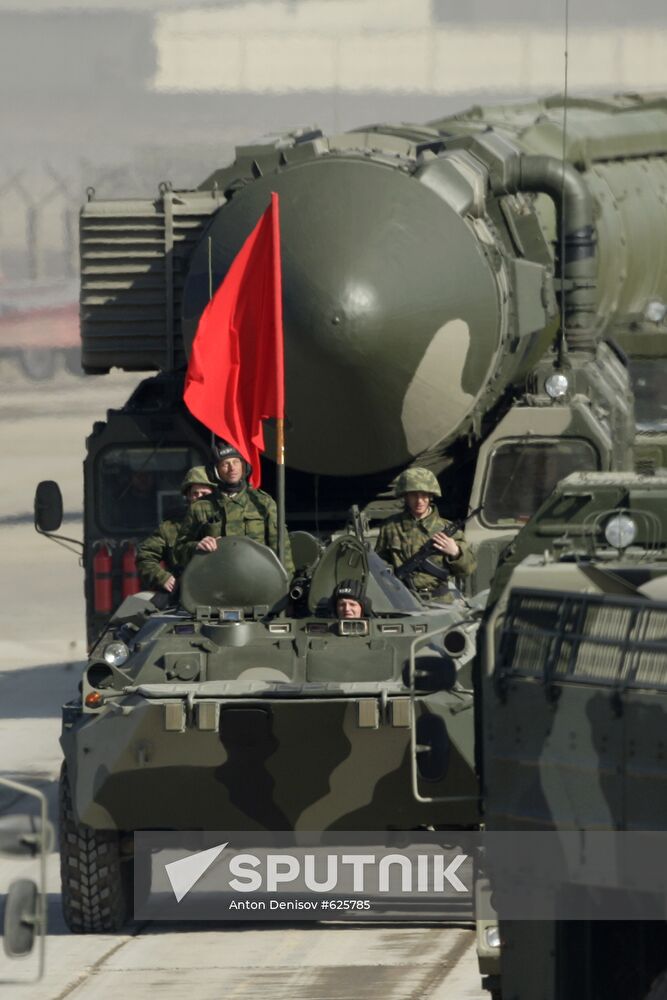 Topol M ICBM launcher