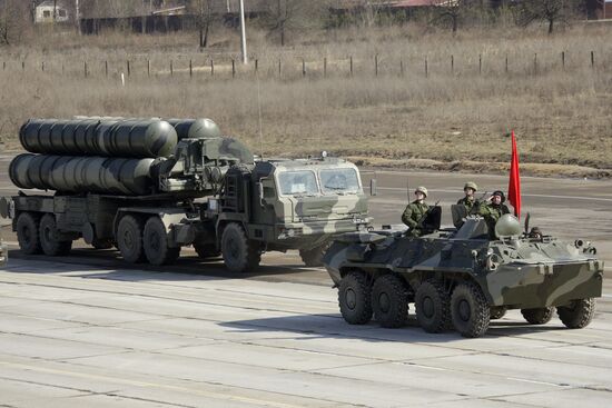 S-400 anti-aircraft missile system launcher
