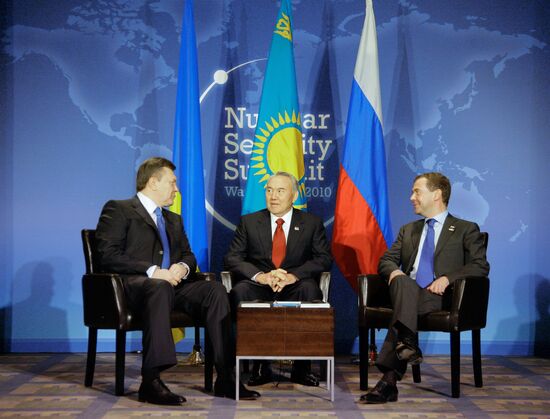 Russian, Ukrainian and Kazakh presidents meet in Washington