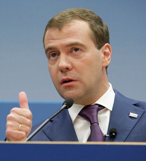 Dmitry Medvedev speaks at the Brookings Institution