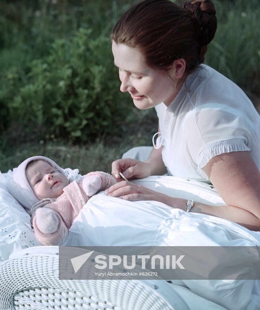Valentina Gagarina with her Daughter