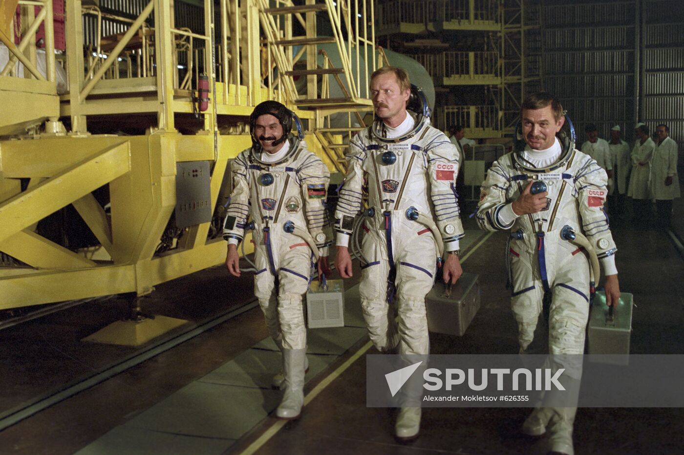 Soyuz TM-6 Spaceship Second Crew