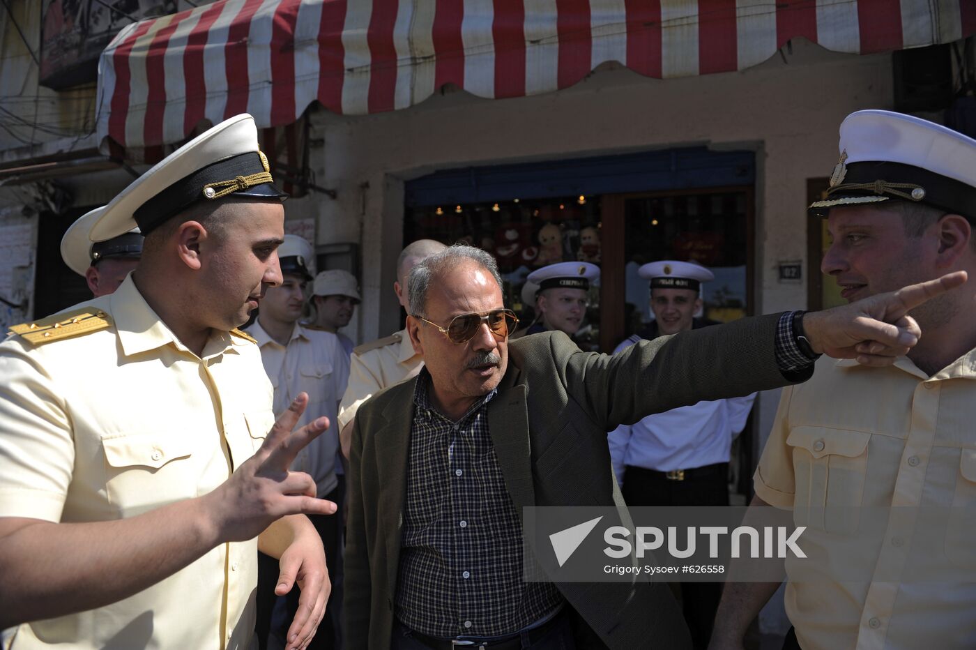 Pyotr Veliky missile cruiser makes port call in Tartus, Syria