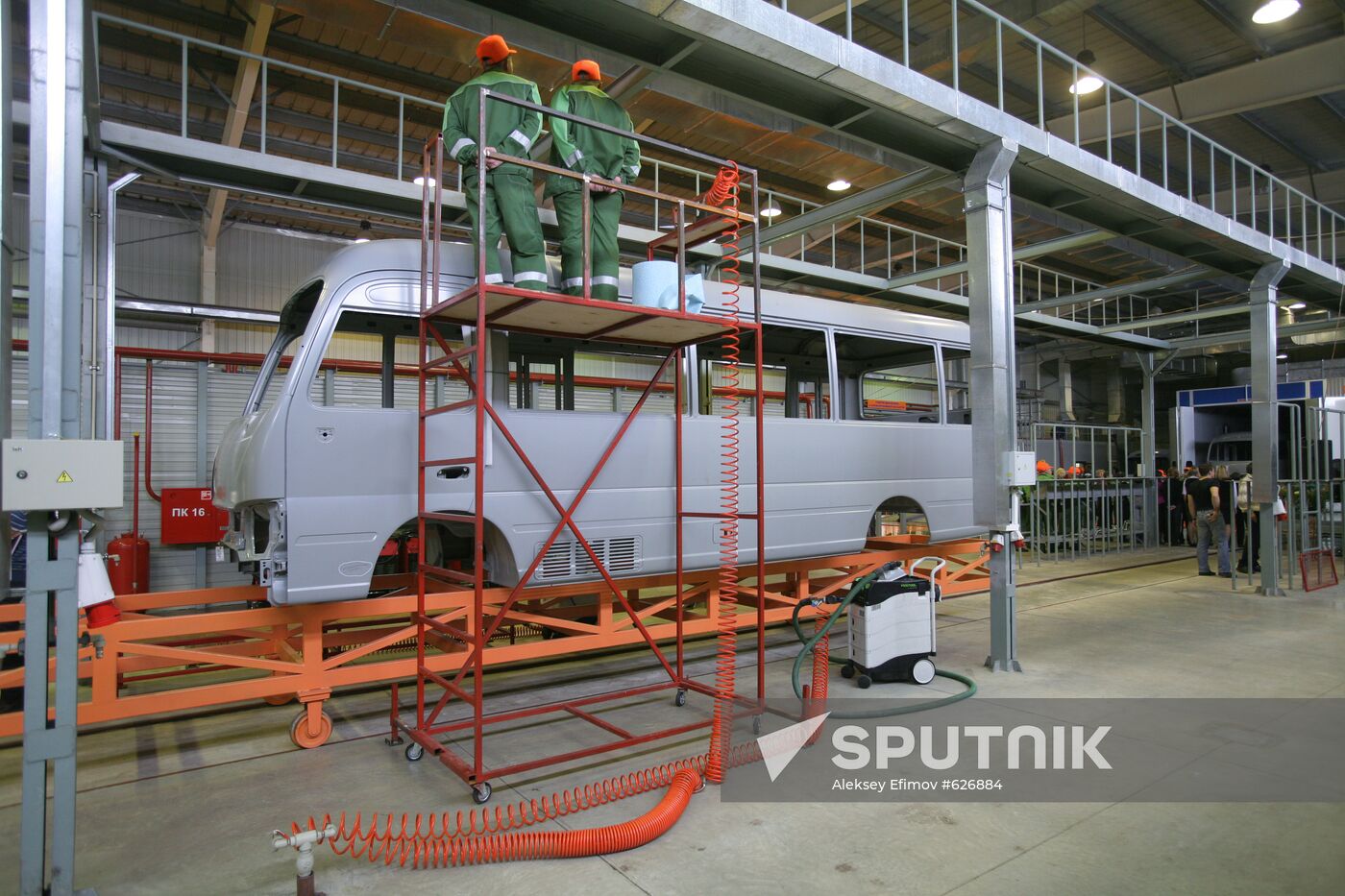 Opening of Hyundai bus and truck assembly plant