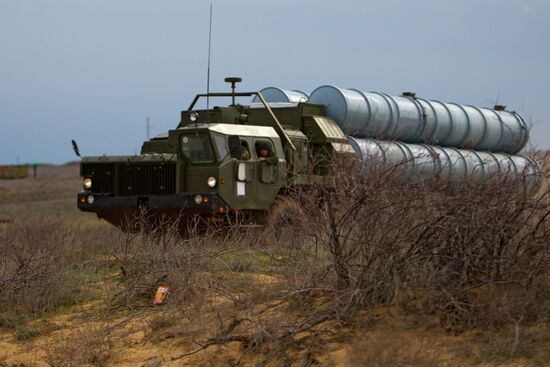 Air Defense soldiers during exercises, Ashuluk firing ground