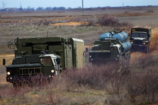 Air Defense soldiers during exercises, Ashuluk firing ground