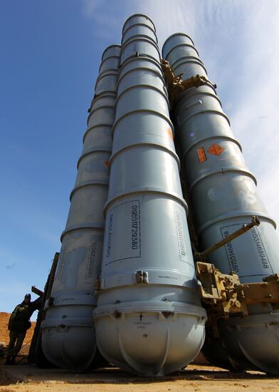 Air defense drills at Ashuluk range