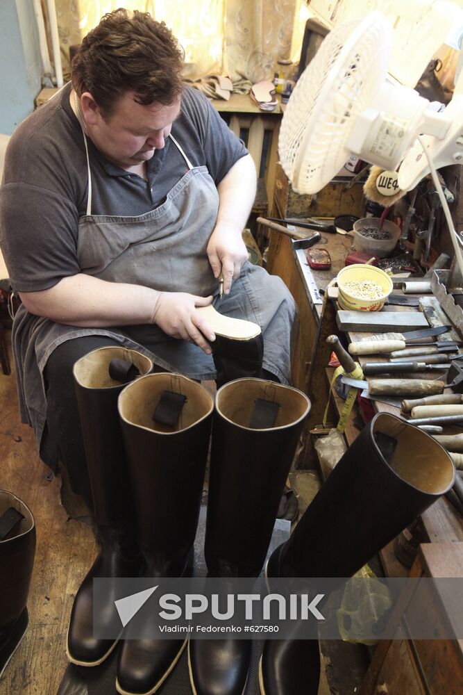 Sewing uniforms for Victory Parade participants