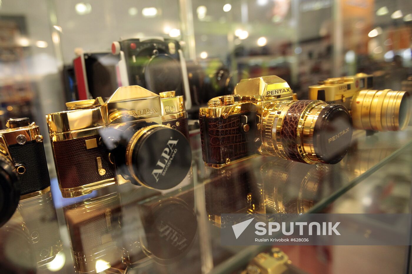 Opening international exhibition Photoforum 2010