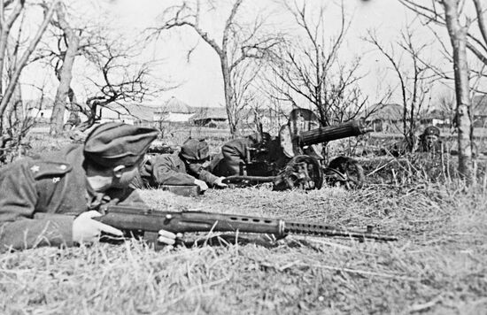 Soldiers od Czechoslovak troops