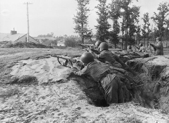 Polish Army unit during battle for Prague
