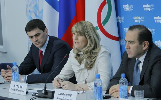 Alexander Popov, Svetlana Zhurova and Akhmed Bilalov