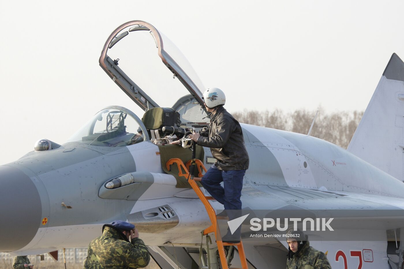 Mikoyan MiG-29 jet fighter aircraft