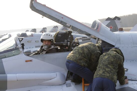 Mig-29SMT fighter preflight check-out