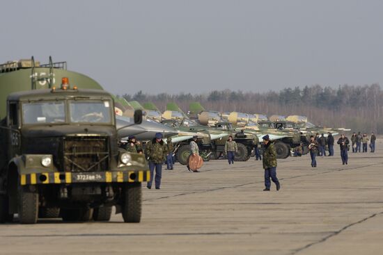 Su-25SM attack aircraft parking ramp