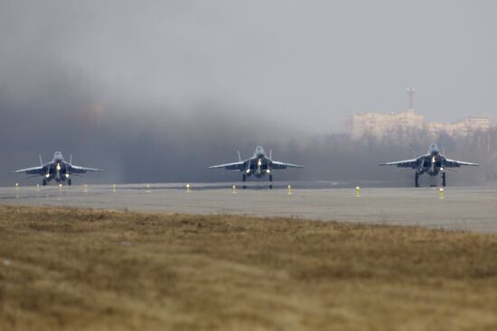 Mig-29SMT fighter take-off