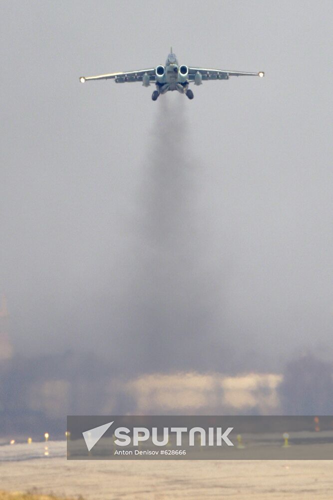 Su-25SM attack aircraft taking off