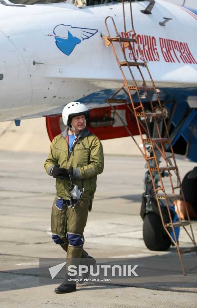 Aerobatic team "Russkiye Vityazi"