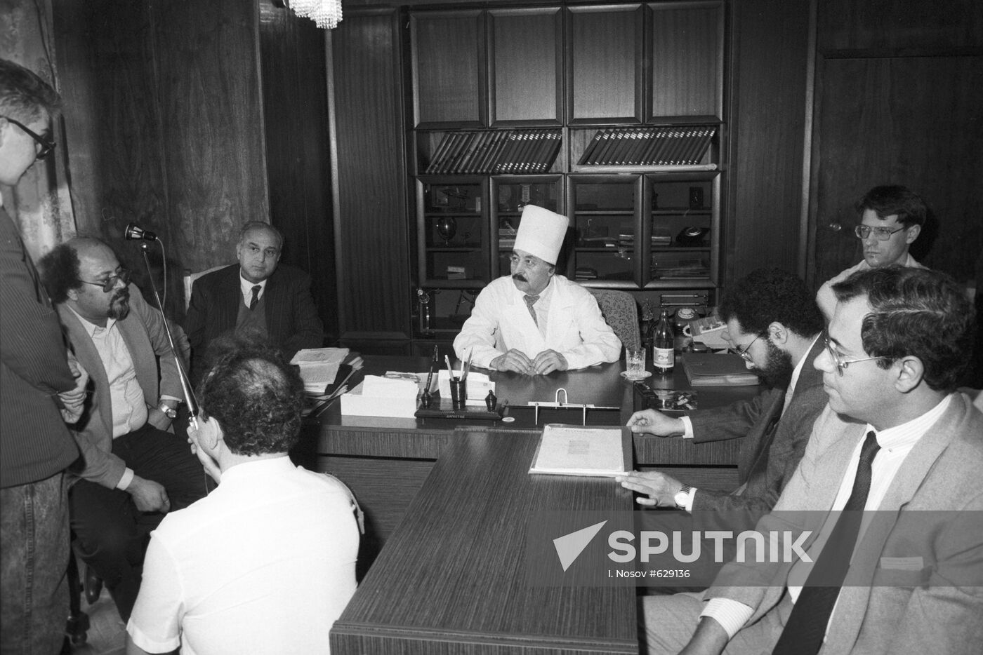 Orthopedic surgeon G. Ilizarov with guests