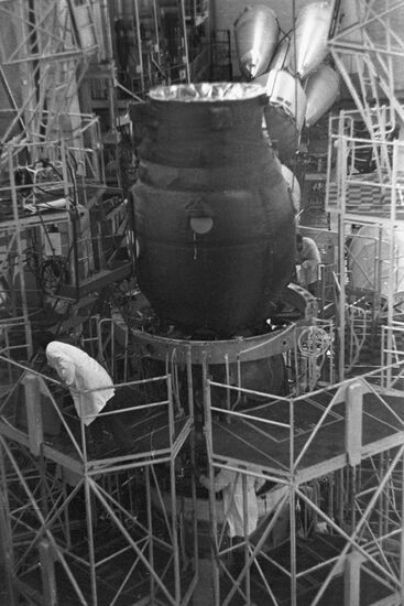 Soyuz-9 Manned Spaceship