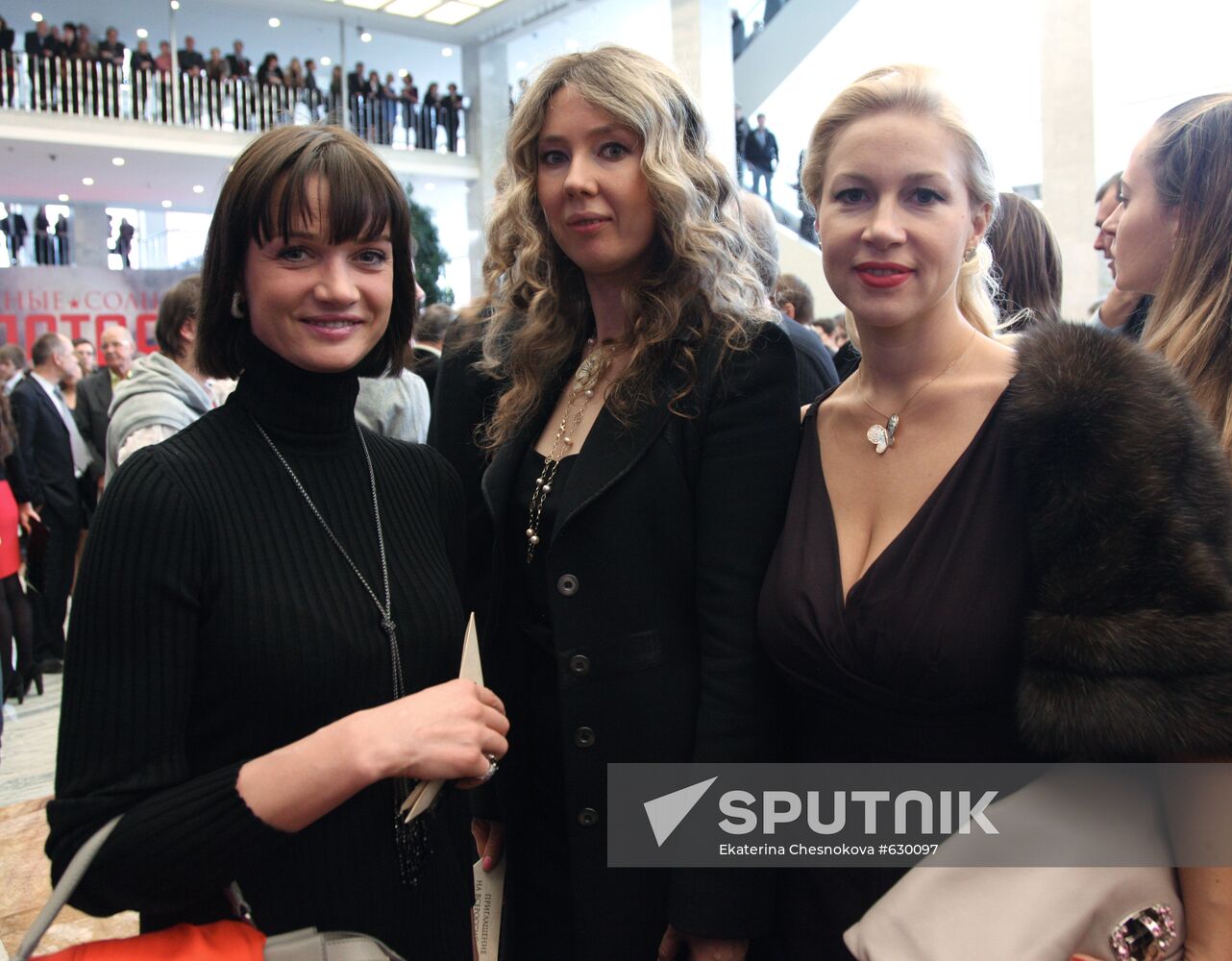 Svetlana Khorkina, Yekaterina Polozova, Yekaterina Odintsova