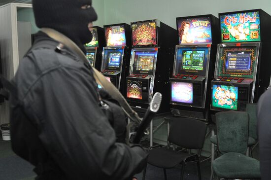 FSB officers close underground casino in Makhachkala