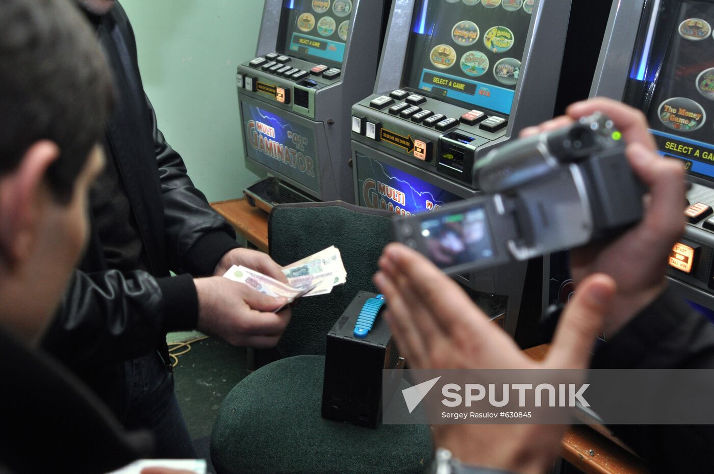 FSB officers close underground casino in Makhachkala